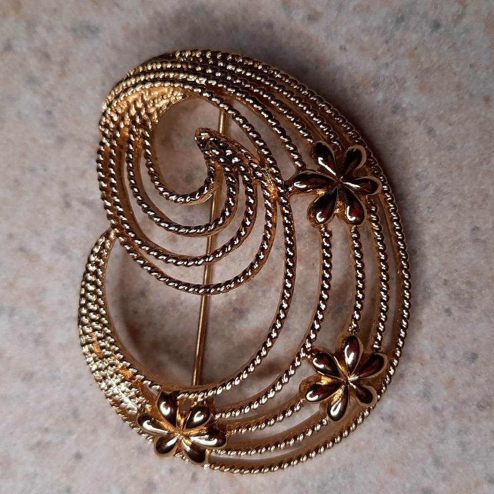 Monet statement brooch